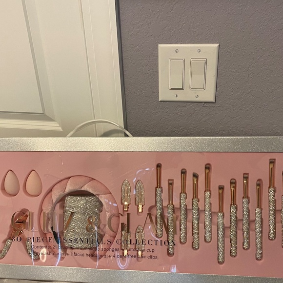 Makeup New The Viral 3pcs Glitz Glam Instagram Rhinestone Makeup